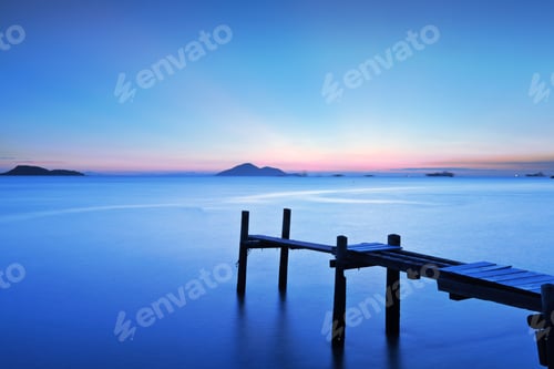 Preview: Wooden pier with sunset