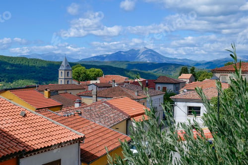 Preview: The village of San severino Lucano in Basilicata, Italia.