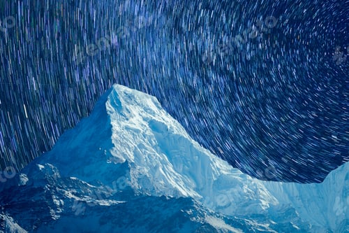 Preview: starry sky with mountains in Iceland on long endurance. TimeLapse Concept