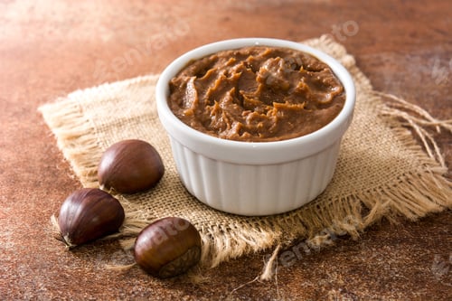 Preview: Creamy chestnut puree with chestnuts on rustic background