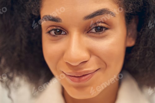 Preview: Lovely glance of positive Afro American lady