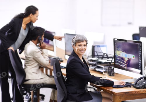 Preview: Hustle and bustle in a busy office