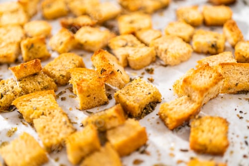 Preview: Croutons