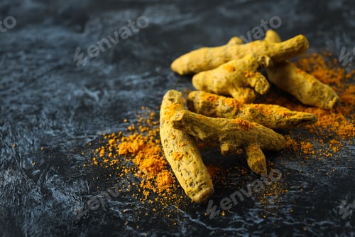 Preview: Fragrant seasoning - turmeric, one of the main ingredients in Indian curry