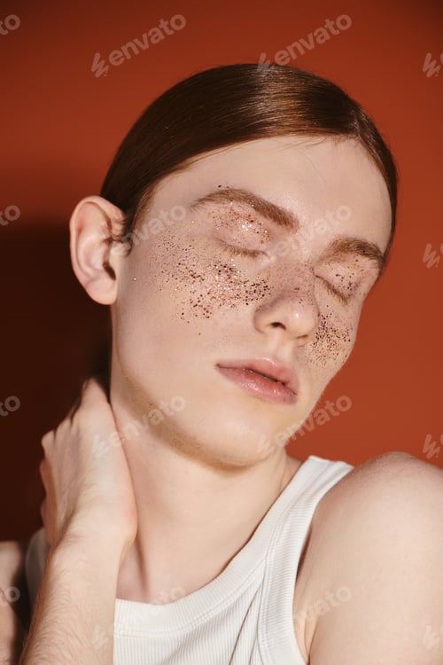Preview: Youthful expression captures the essence of modern queer stylishness in vibrant tones