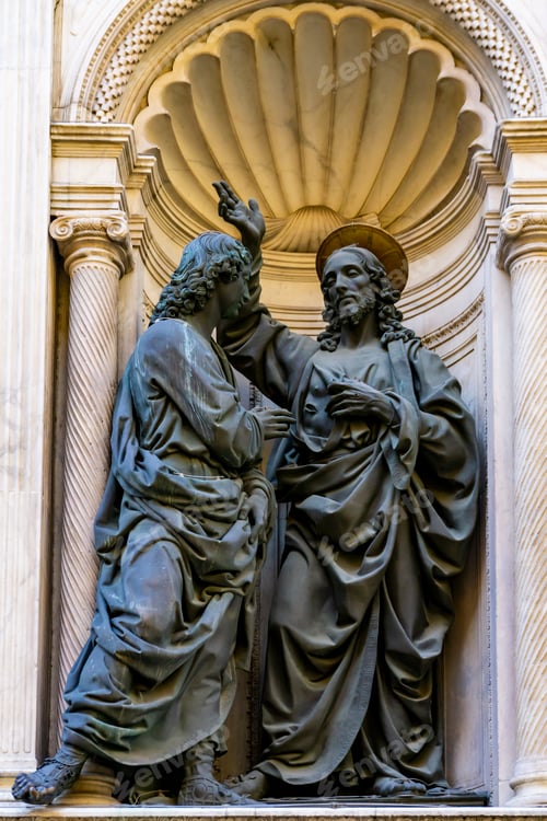 Preview: View at Christ and St. Thomas statues by Andrea del Verrocchio