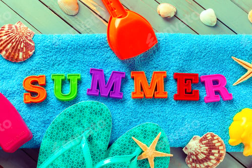 Preview: summer background made of seashells and Maritime objects