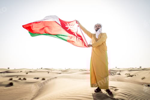 Preview: Arabic man in the desert