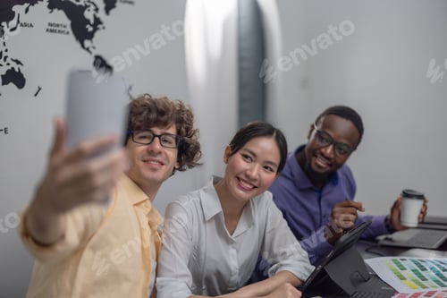 Preview: UI,UX developer optimize smart energy app, color, button, real-time monitoring of efficient insight