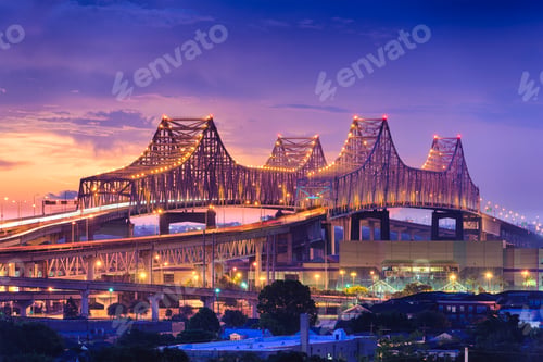 Preview: Crescent City Connection Bridge.