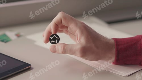 Preview: Close up of Lazy and unproductive office worker during business hours. Stock. Avoiding his work