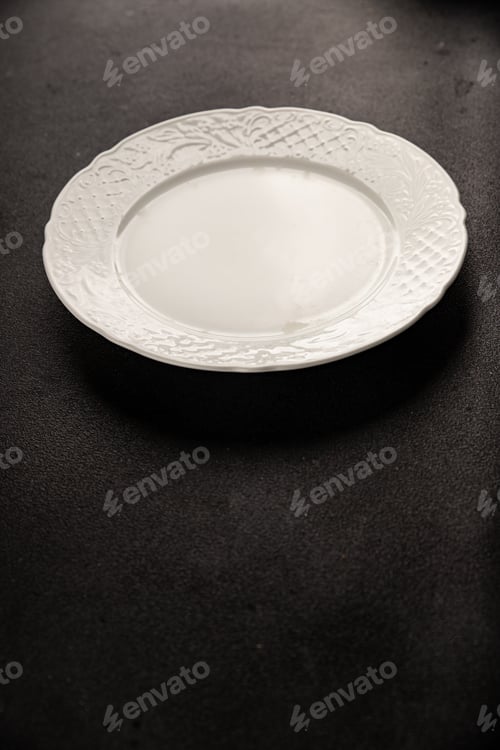 Preview: White plate tableware empty dinnerware ready to serve dishes ready to serve dishes dinnerware