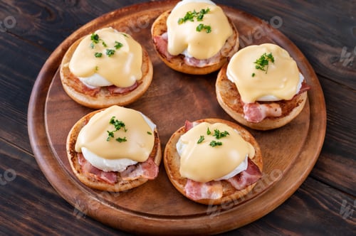 Preview: Eggs Benedict with bacon