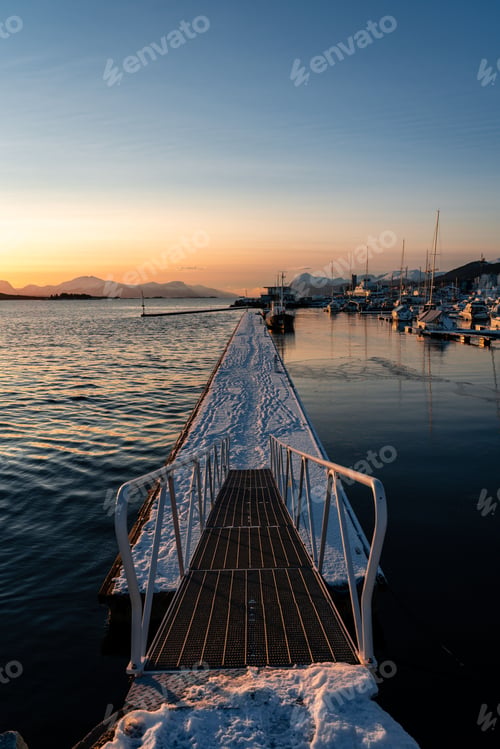 Preview: Sunset view from the port of Molde