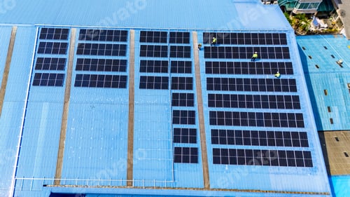 Vista previa: Panel de energía solar en la azotea