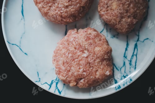 Preview: Raw minced pork prepared for burger