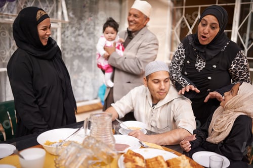 Preview: Family feast