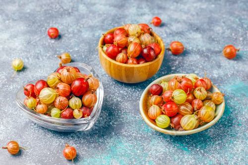 Preview: Fresh organic sweet gooseberries in bowl