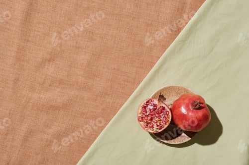 Preview: Fresh pomegranate on plate