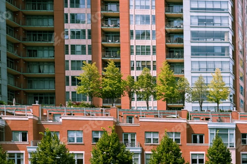 Preview: Big Building On A Street On Chicago Downtown
