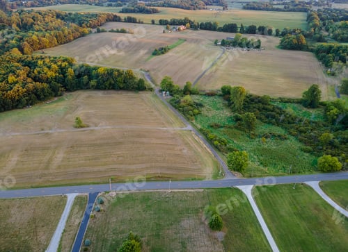 Preview: Rural scene in the landscape of american countryside in Ohio