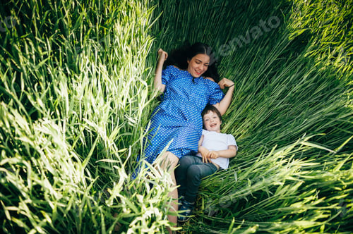 Preview: have a little little son resting on nature
