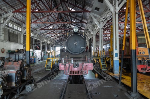 Preview: The train's diesel engine, railway