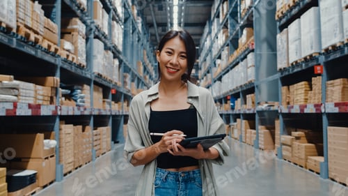Preview: Asia businesswoman manager smiling charmingly looking at camera hold digital tablet.