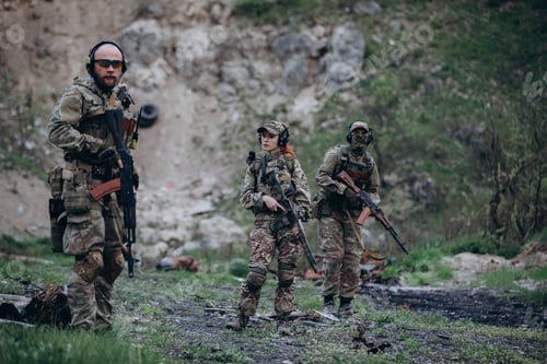 Preview: Three Ukrainian soldiers training