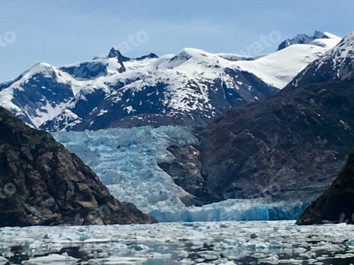 Vista previa: Glaciar en el fiordo de Tracy Arm Alaska