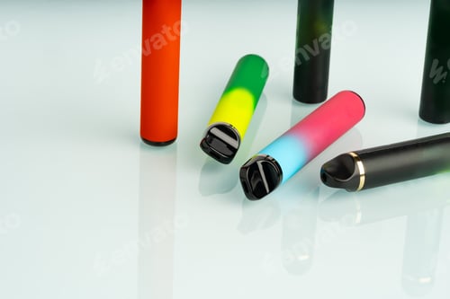 Preview: disposable electronic cigarettes on white background