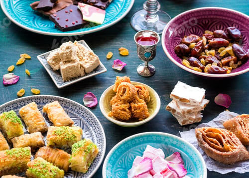 Preview: Assorted eastern desserts