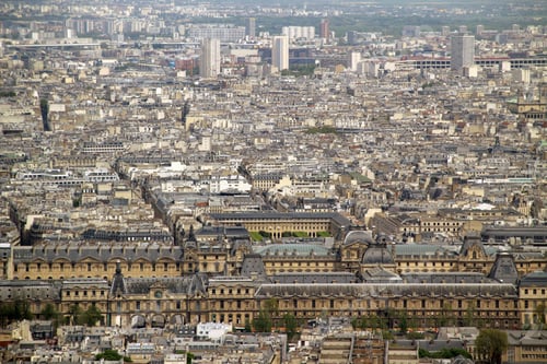 Preview: Aerial view of Paris cityscape with historical architecture.