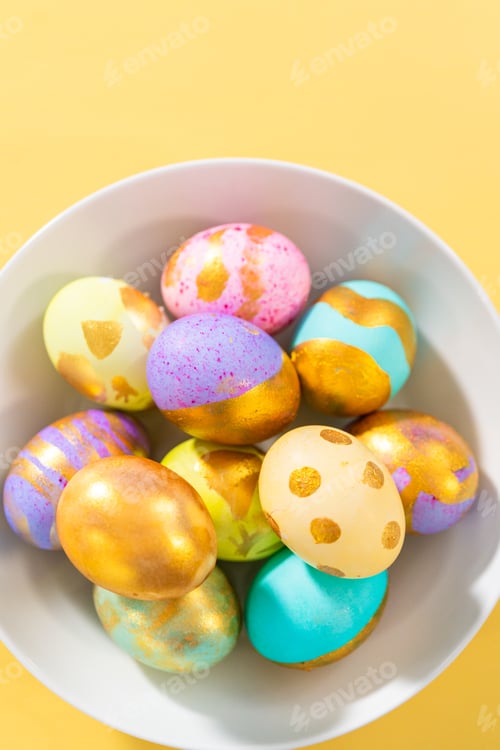 Preview: Easter eggs