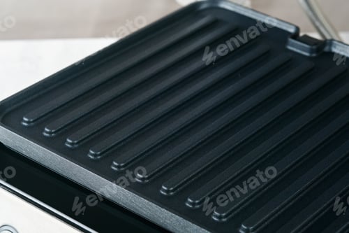 Preview: Electric grill. Modern kitchen portable grill tool for modern kitchen for grilling meat, vegetables