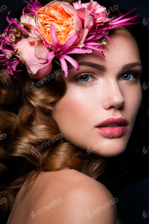Preview: Beautiful lady with a wreath of flowers