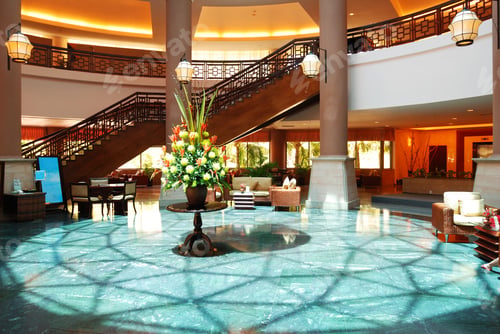 Preview: Luxury hotel lobby