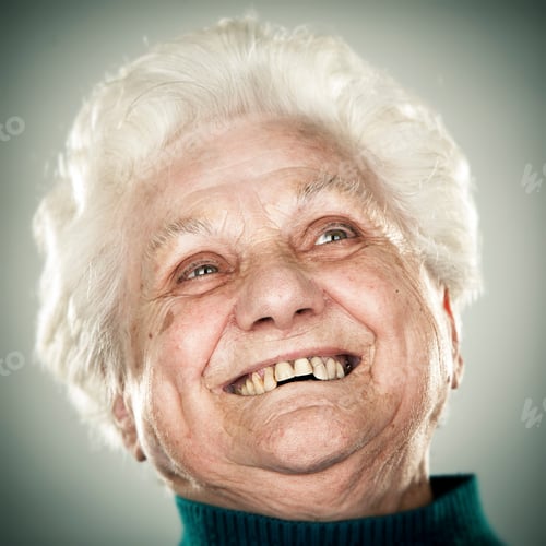Preview: Portrait of an elderly lady