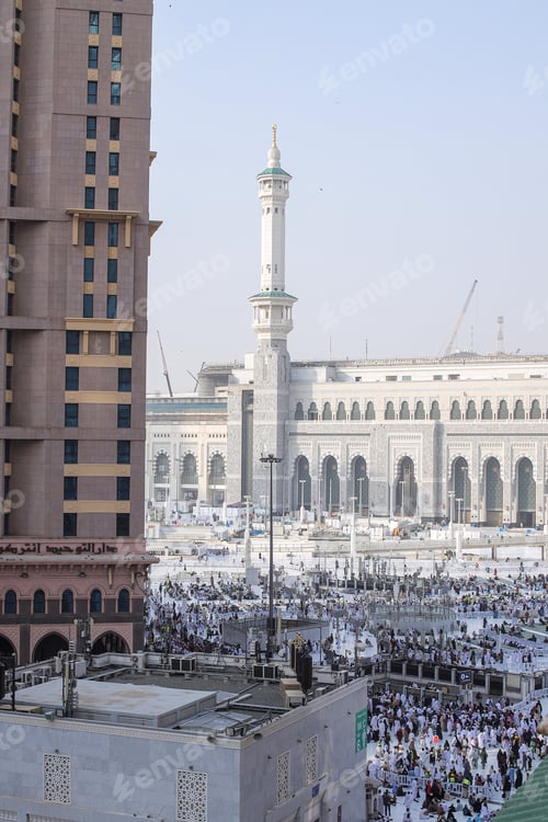 Preview: Pilgrims Gather at Masjid Al-Haram In Mecca During Hajj
