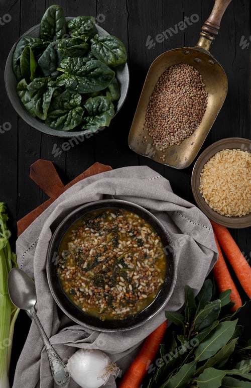 Preview: Spinach, Rice And Lentil Minestrone