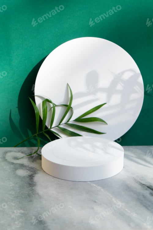 Preview: Minimal product display