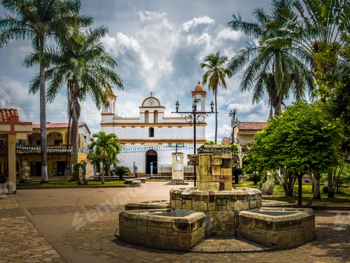 Preview: Main square of Copan Ruinas City, Honduras