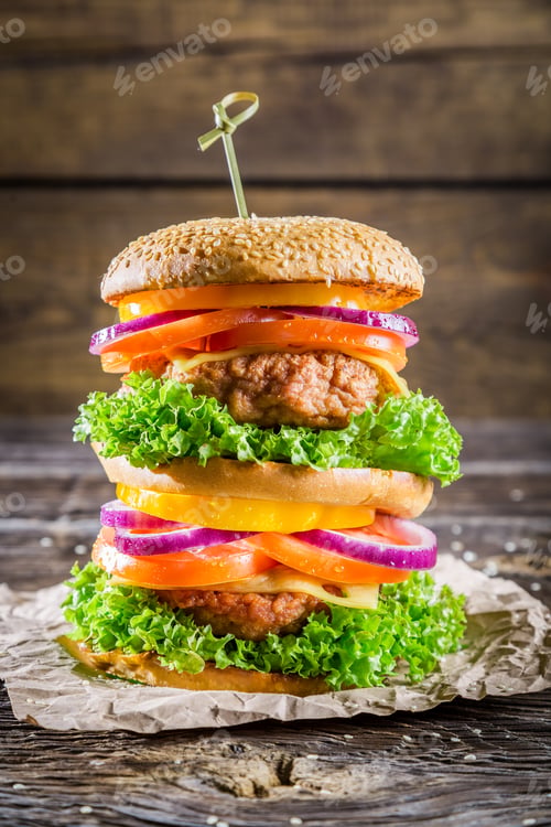 Preview: Double-decker homemade burger made from fresh vegetables