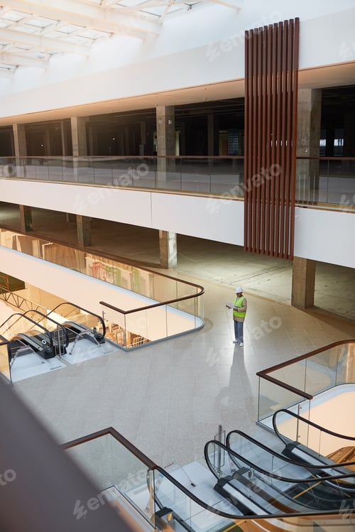 Preview: Shopping Mall Construction