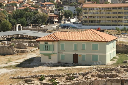 Preview: Izmir Agora or Smyrna Agora is the agora located in the Konak district of Izmir. Turkey