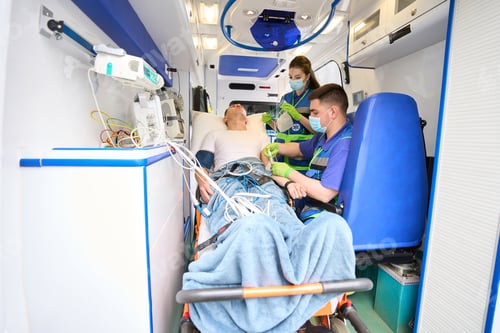 Preview: Mobile team of paramedics connects the patient to the drip