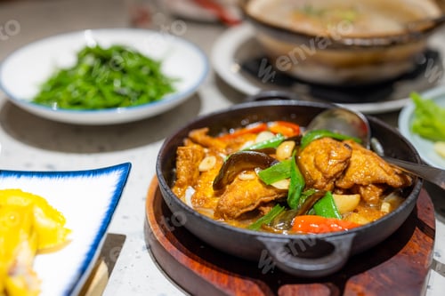 Preview: Taiwanese cuisine dish in restaurant
