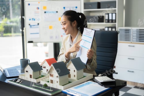 Preview: Real estate concepts choose a house to buy different offers of real estate online.