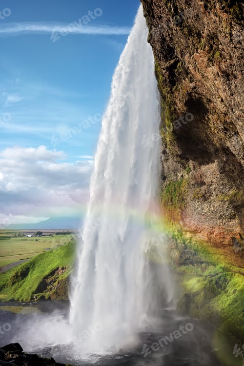 Preview: Seljalandsfoss waterfall in Iceland