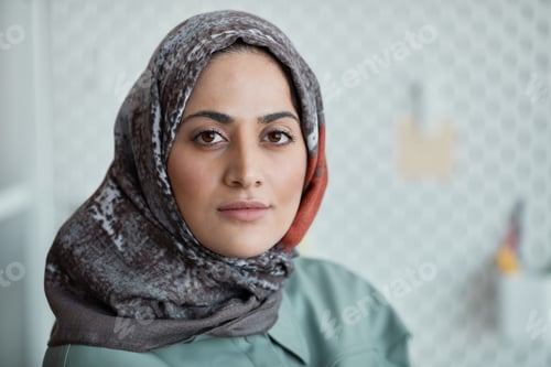 Preview: Confident Middle Eastern Woman
